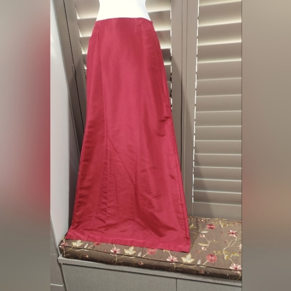 BEAUTIFUL VINTAGE CARMEN MARC VALVO SILK EVENING SKIRT